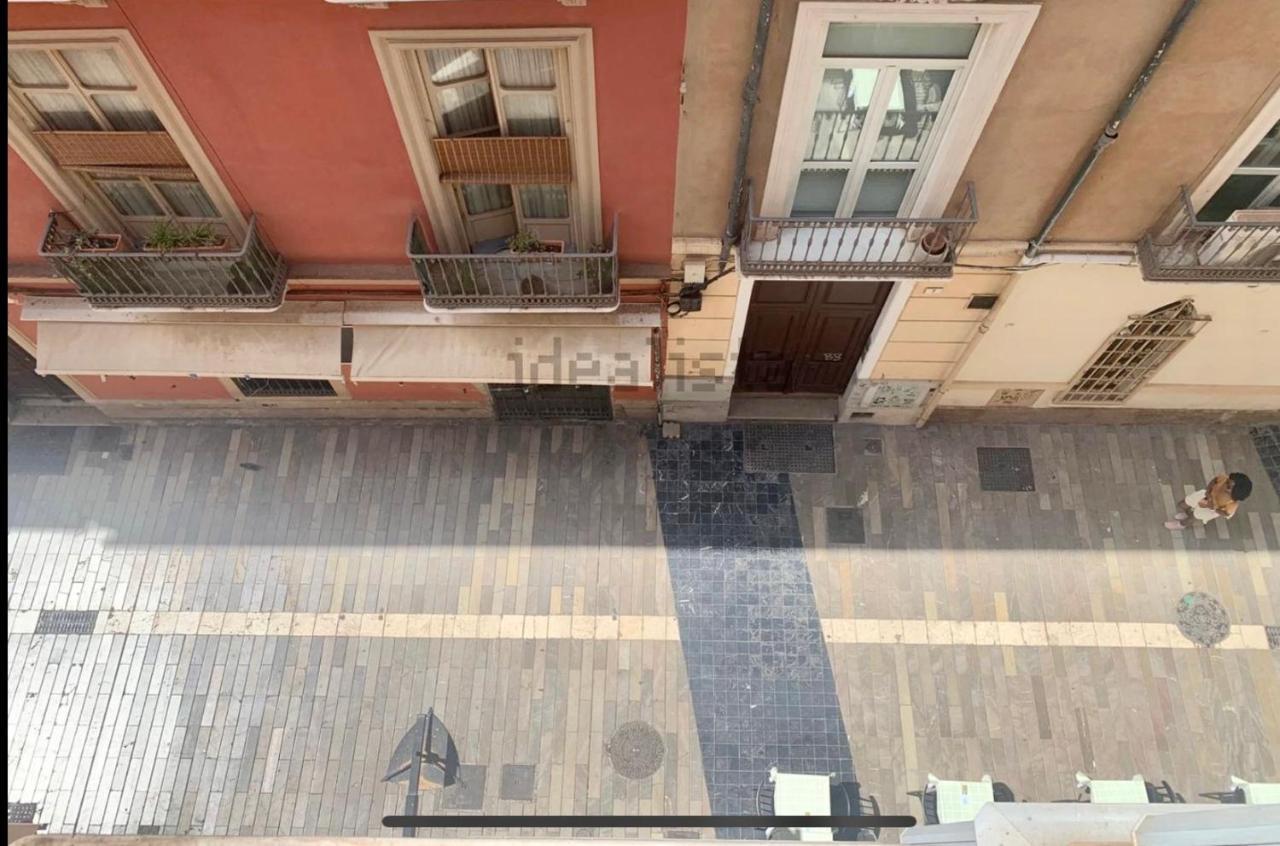 Bakari Centro Apartment Malaga Luaran gambar
